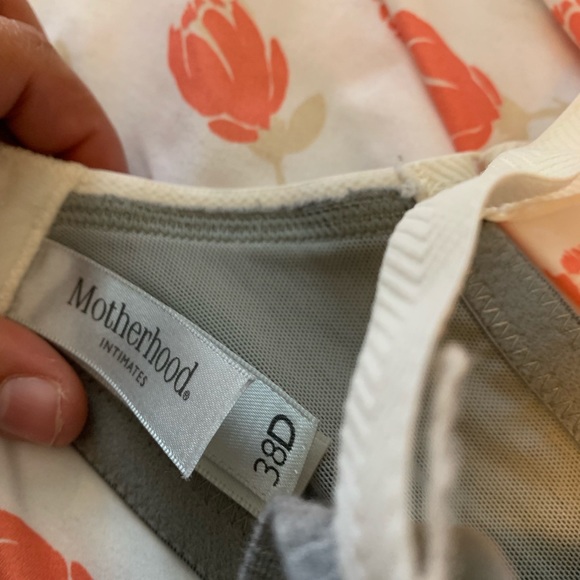 Motherhood Maternity Nursing Bra - Picture 3 of 3